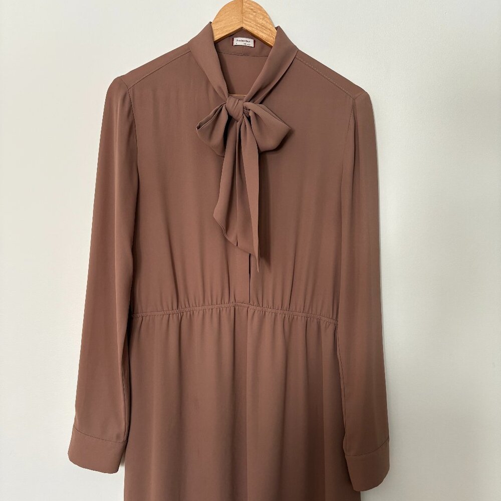 Aritzia Sunday Best Tie-Neck Midi Dress